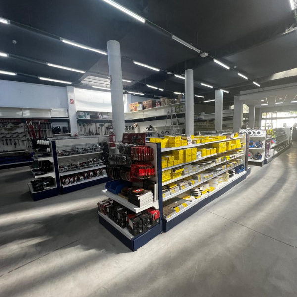 Crismar Traders-Estanteria de comercio 2.png